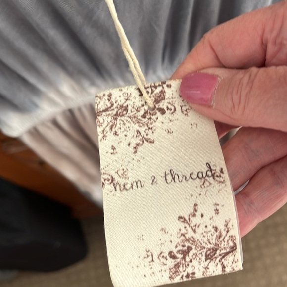 Hem & Thread Women’s Tan And Blue Tie Dye Dress Size Small NWT - Picture 6 of 10